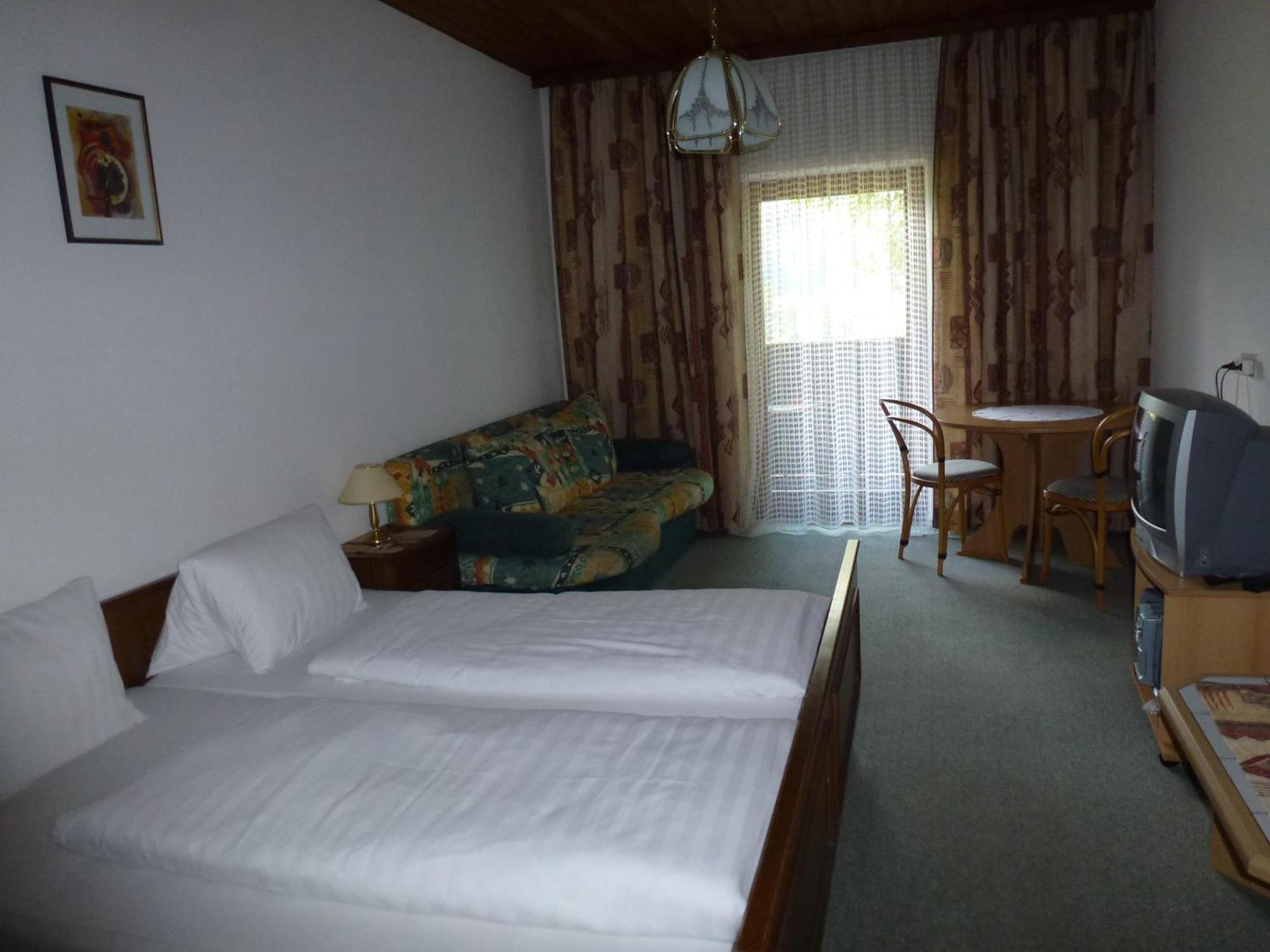 Gasthof Steinbraeu Faistenau Bagian luar foto