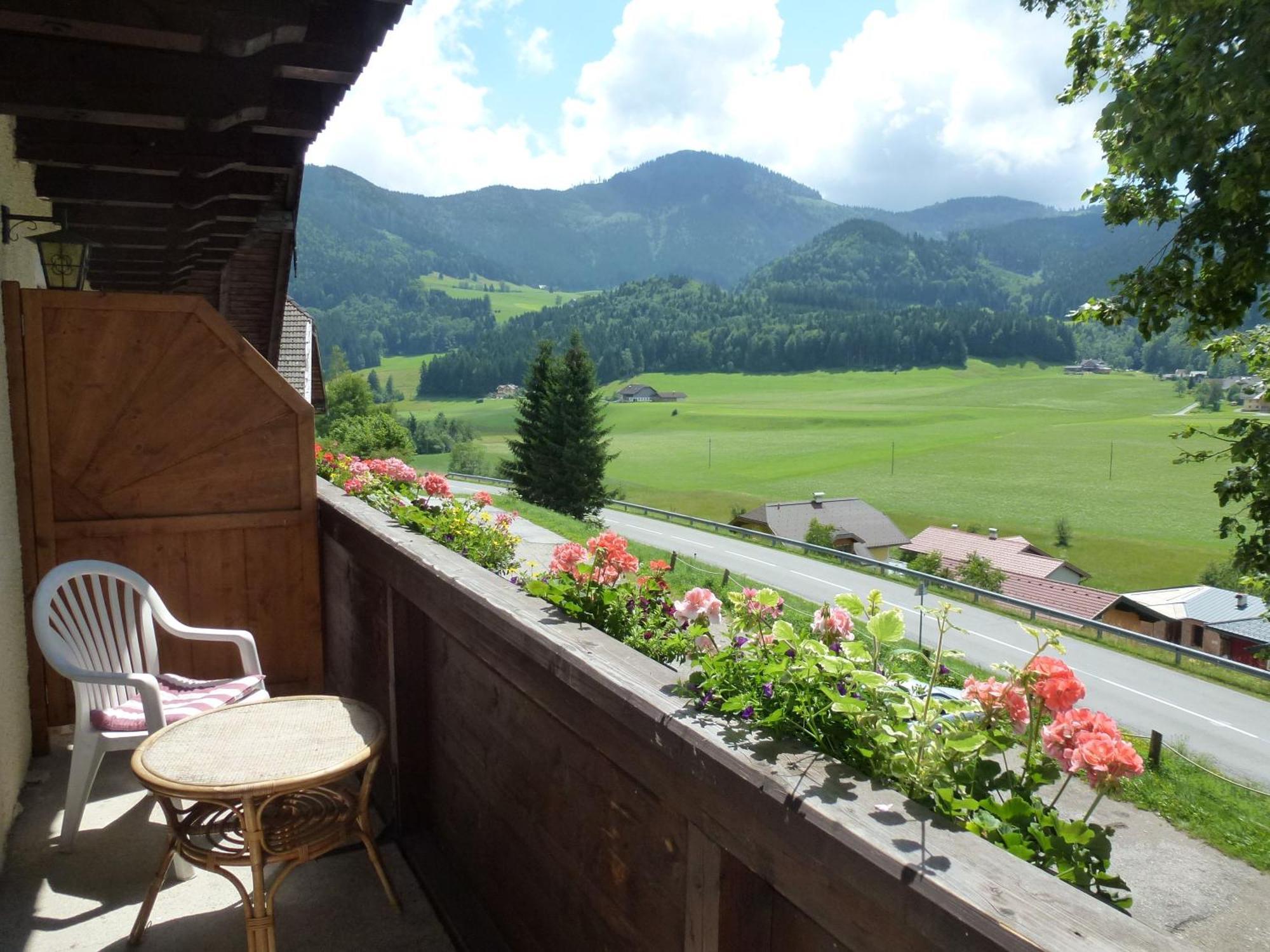 Gasthof Steinbraeu Faistenau Bagian luar foto