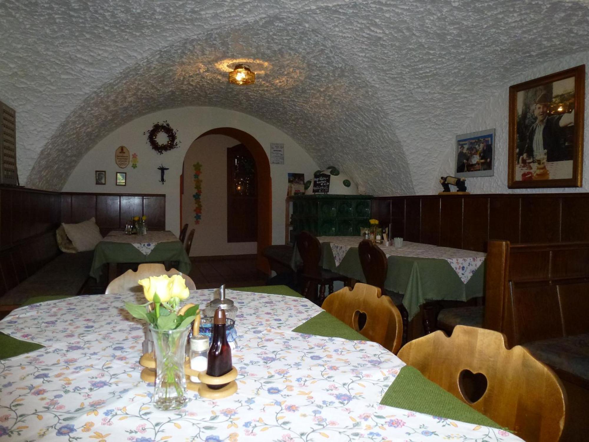 Gasthof Steinbraeu Faistenau Bagian luar foto